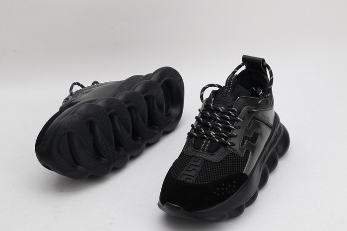 VERS SNEAKERS