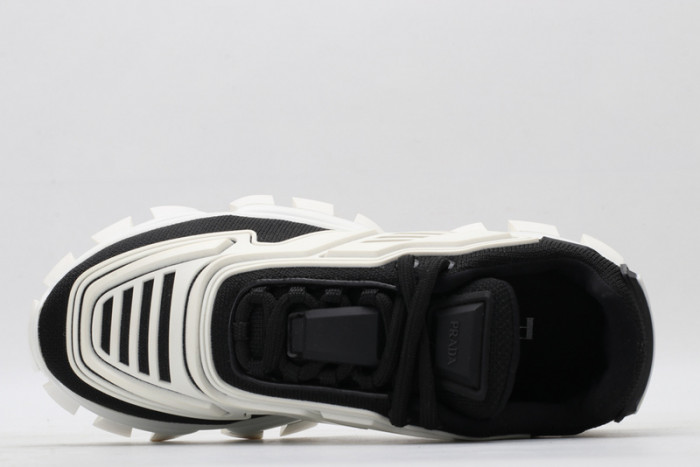 Pra*a sneaker