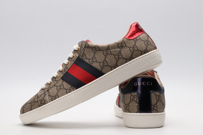 G*u*i  platform sneaker