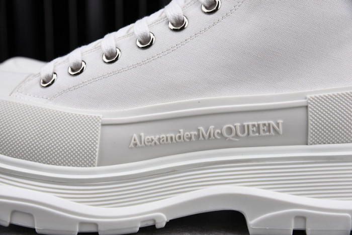 ALEXANDER MCQUEEN OVERSIZED