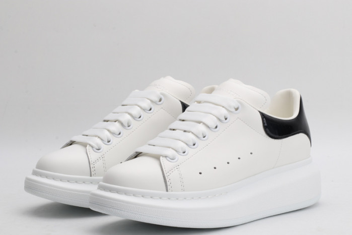 ALEXANDER MCQUEEN OVERSIZED
