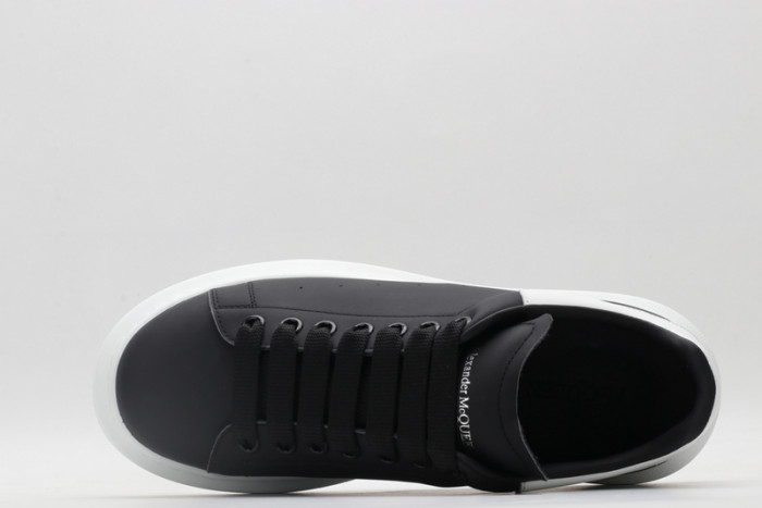 ALEXANDER MCQUEEN OVERSIZED