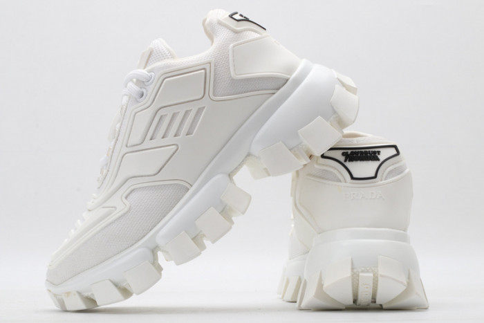 Pra*a sneaker