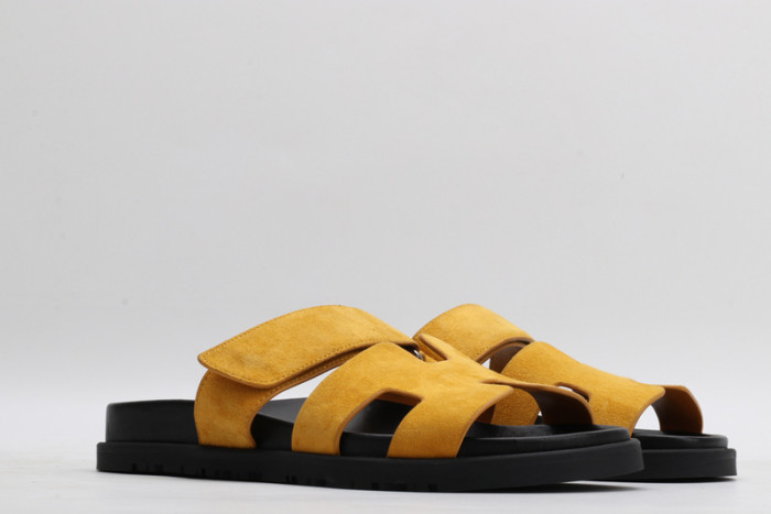 H**mes sandals