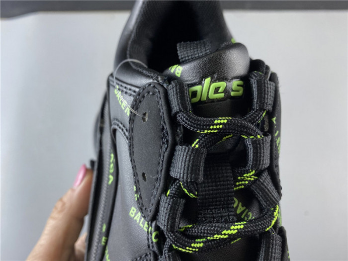 BLCG SNEAKER TRIPLE.S.