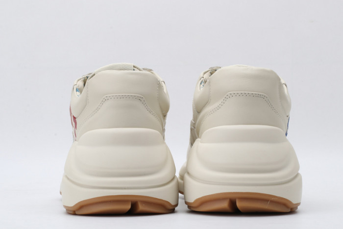 G*u*i sneaker
