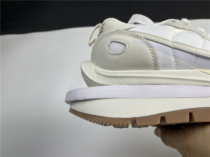 Sacai x Nike Vapor Waffle SP Sail White Gum DD1875-100