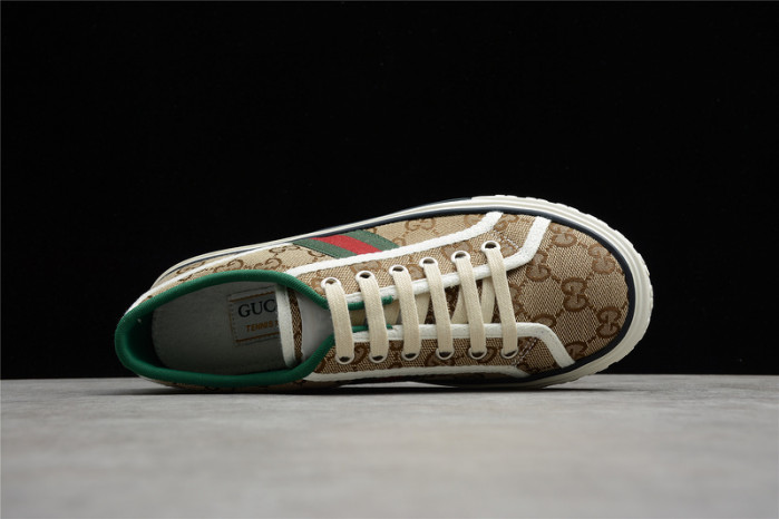 G*u*i sneaker
