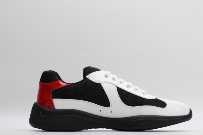 Pra*a sneaker