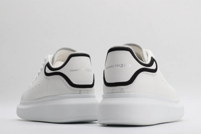 ALEXANDER MCQUEEN OVERSIZED