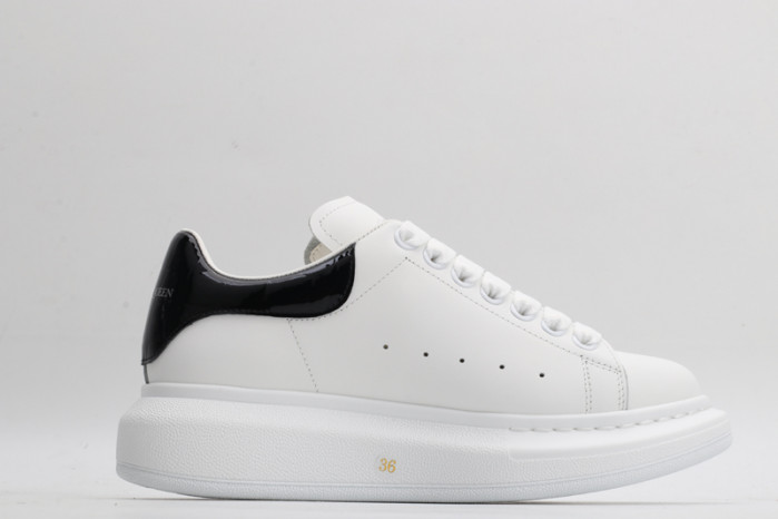 ALEXANDER MCQUEEN OVERSIZED