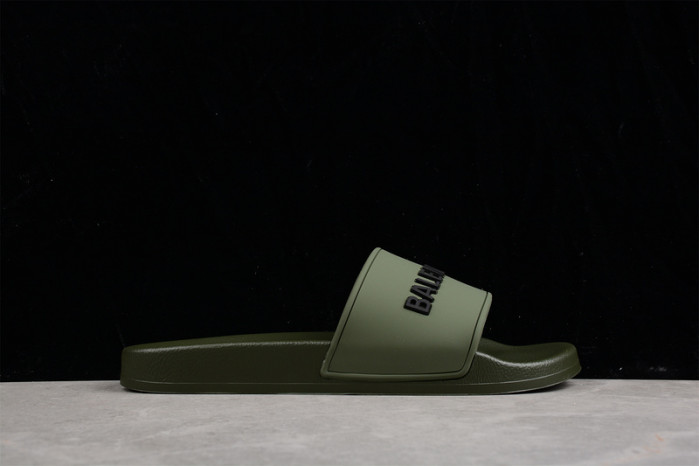 Ba*len*cia*ga slippers
