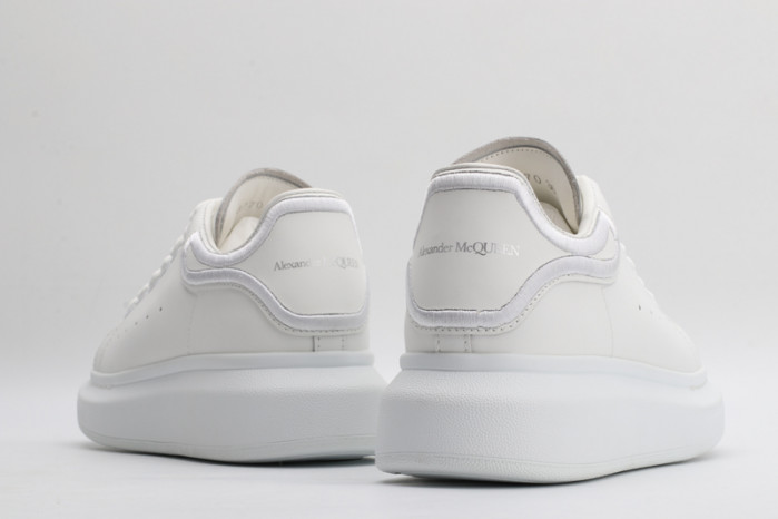ALEXANDER MCQUEEN OVERSIZED