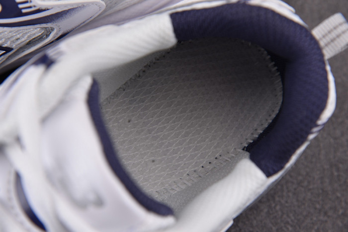 New Balance MR530BA