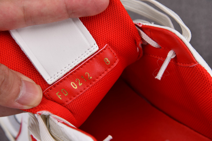 LO1_VTS SNEAKER
