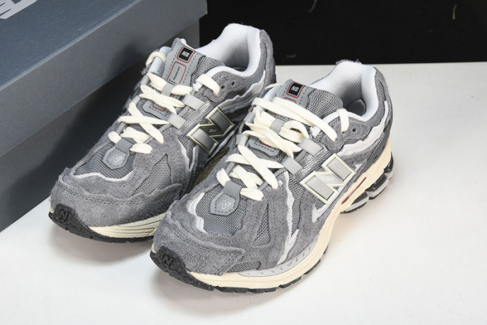 New Balance M1906DA