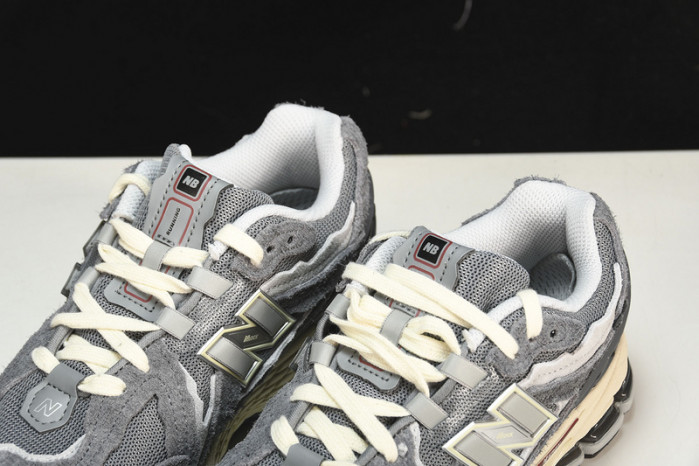 New Balance M1906DA