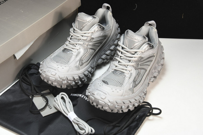 Ba*len*cia*ga ddfender sneakers