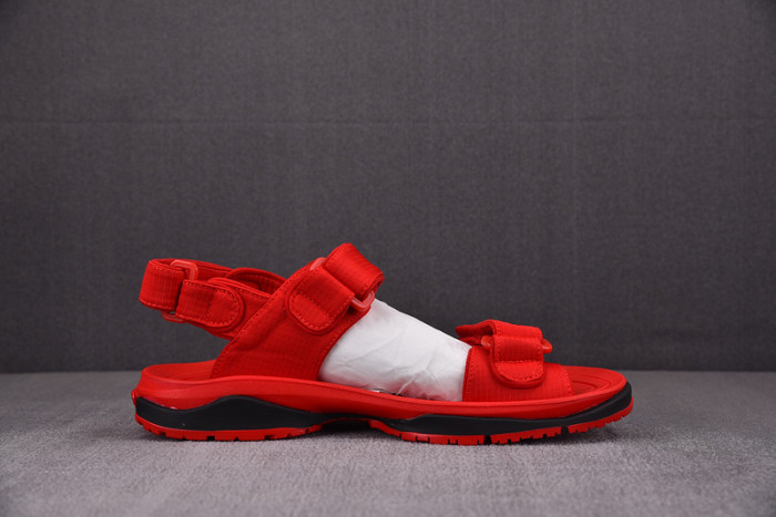 Ba*len*cia*ga sandals
