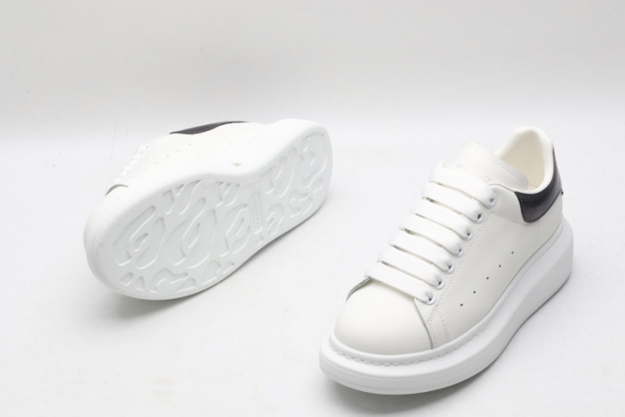 ALEXANDER MCQUEEN OVERSIZED