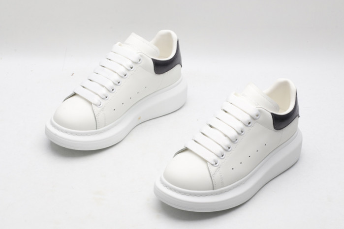 ALEXANDER MCQUEEN OVERSIZED