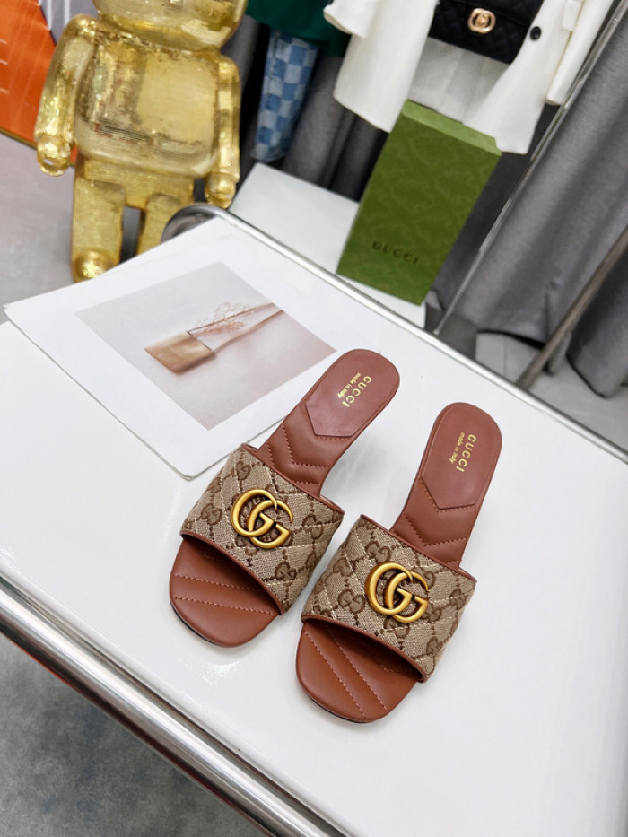 G*u*i heels