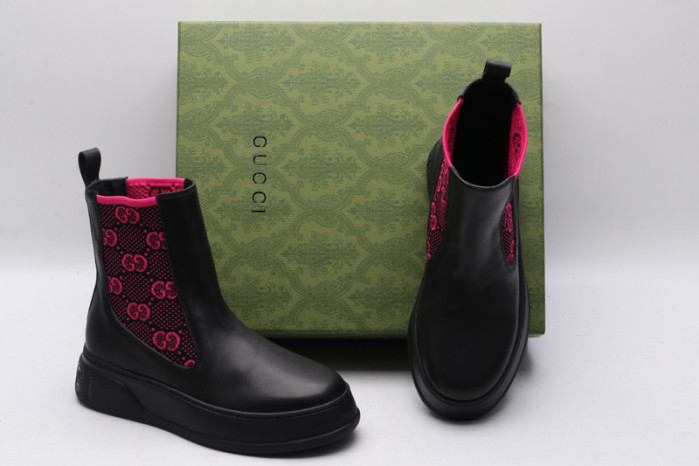 G*u*i boots