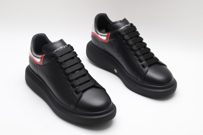 ALEXANDER MCQUEEN OVERSIZED