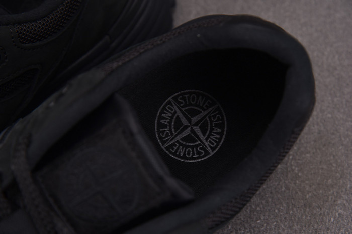 New Balance x Stone Island 991v2