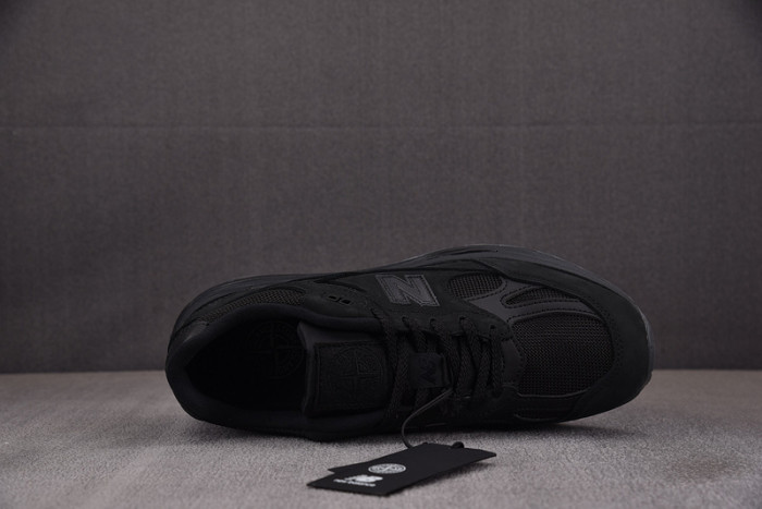 New Balance x Stone Island 991v2