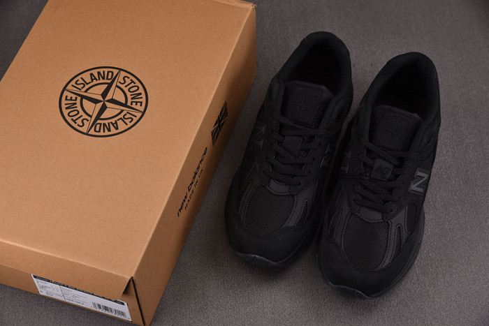 New Balance x Stone Island 991v2