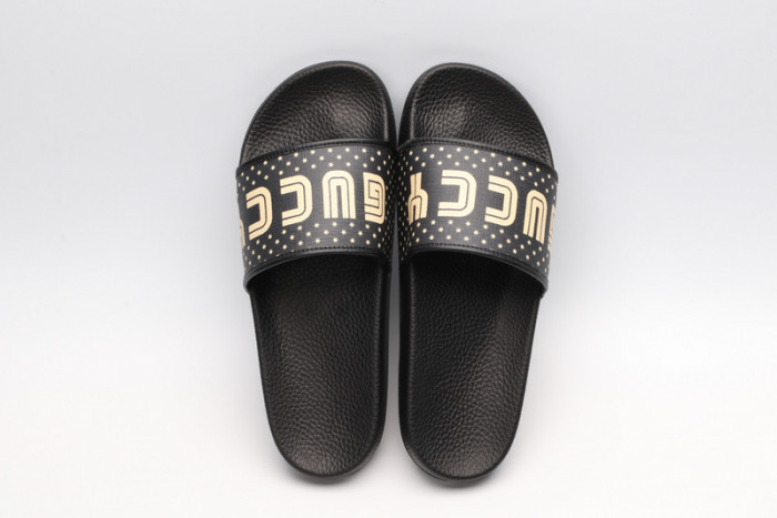 G*u*i sandal
