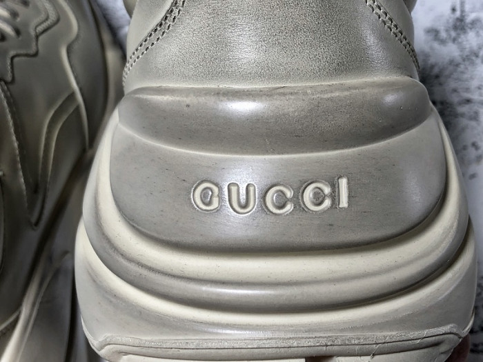 G*u*i sneaker