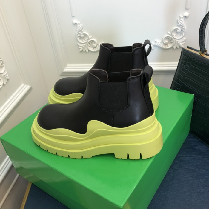 botteg*Ve*ne*ta boots women + men