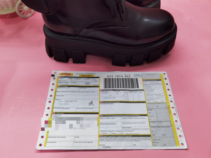 Pra*a 2020ss boots
