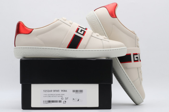 G*u*i platform sneaker
