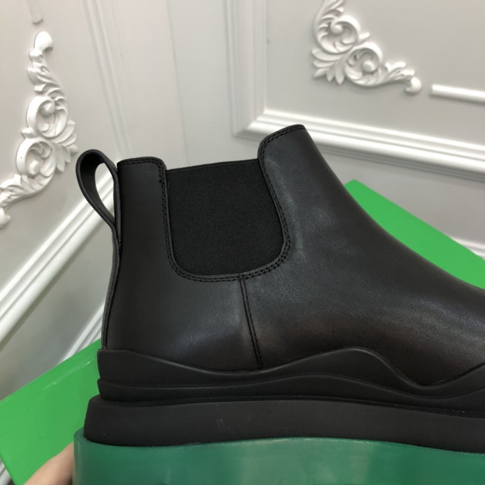 botteg*Ve*ne*ta boots women + men