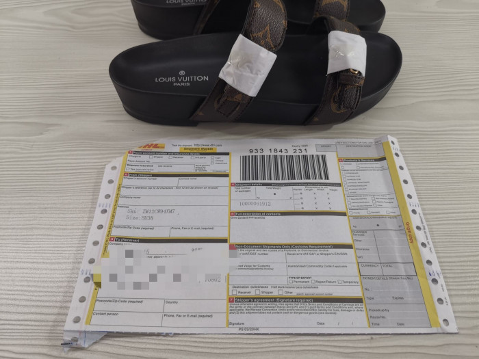 LO1_VTS SANDALS