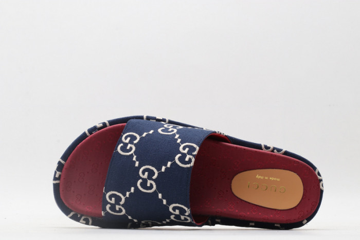 G*u*i sandal