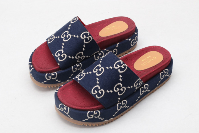 G*u*i sandal
