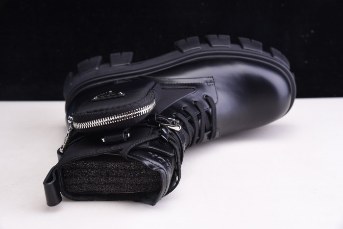 Pra*a 2020ss boots