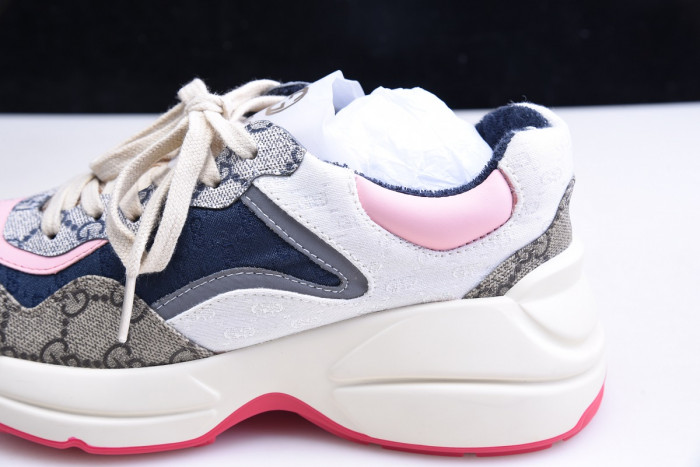 G*u*i sneaker
