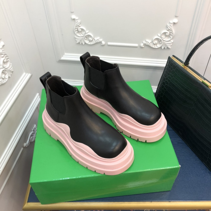 botteg*Ve*ne*ta boots women + men