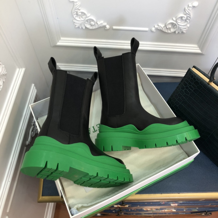 botteg*Ve*ne*ta boots women + men