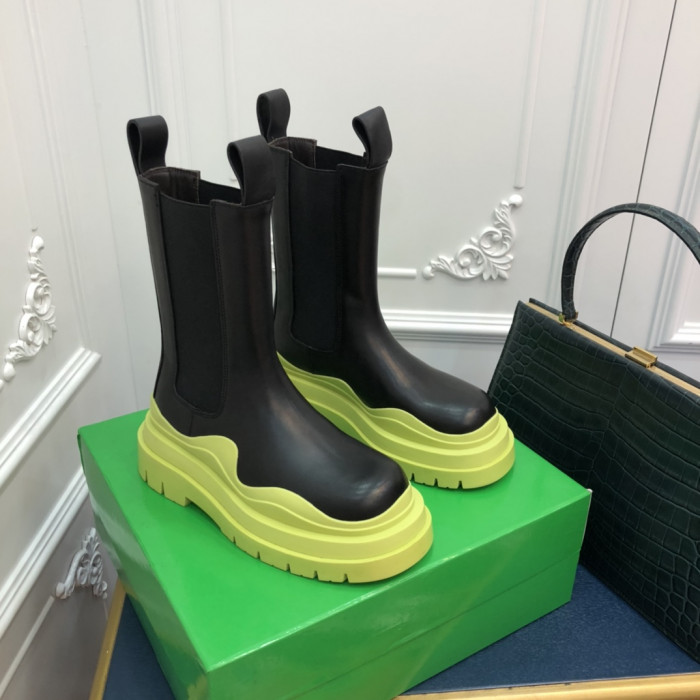 botteg*Ve*ne*ta boots women + men