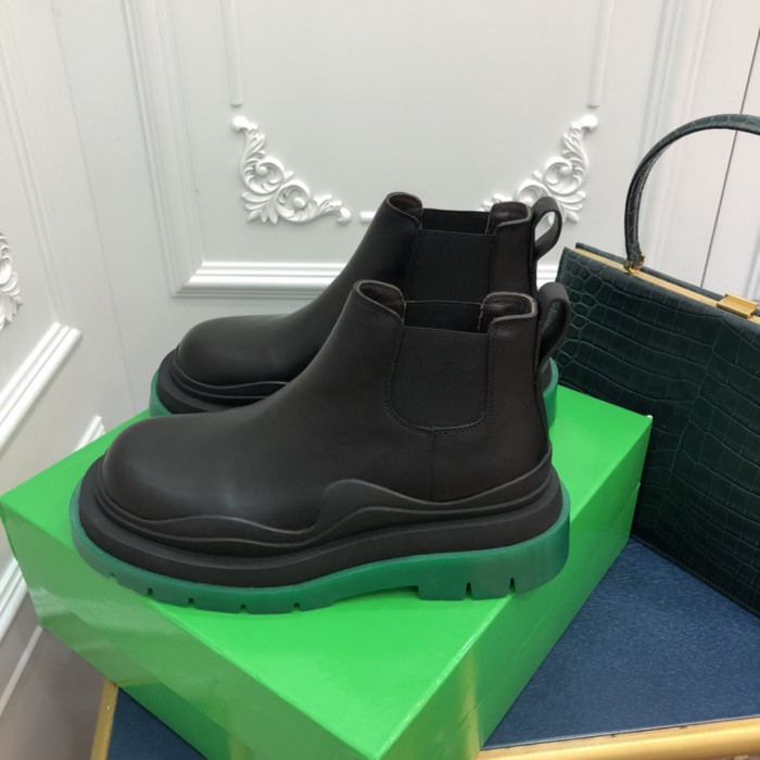 botteg*Ve*ne*ta boots women + men