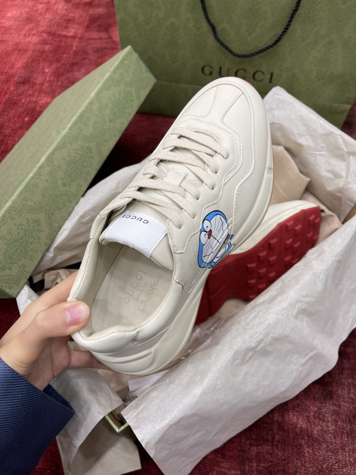 G*u*i sneaker