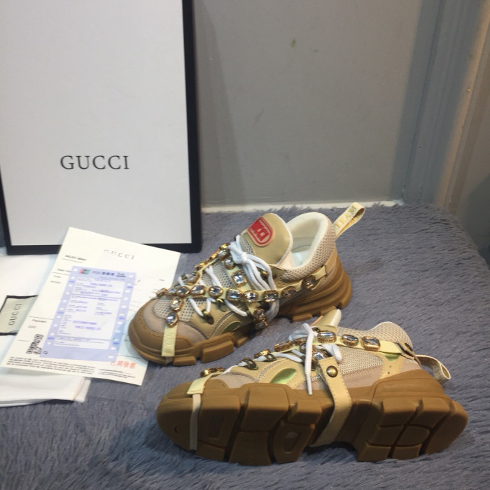 G*u*i sports shoes
