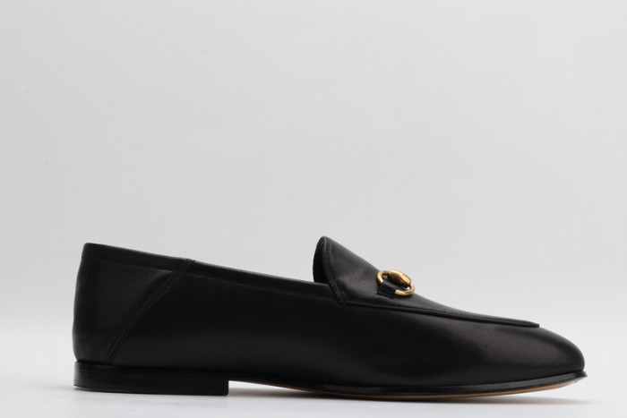 G*u*i  loafer