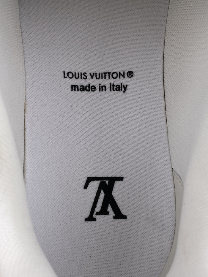 LO1_VTS SNEAKER